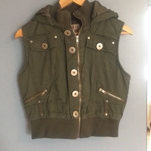 Super cute girls vest